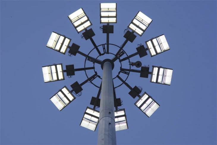 Rasing And Lowering Device High Mast Lighting With Octagonal, Dodecagon Type